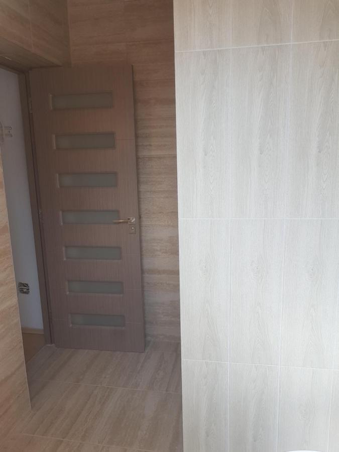 Lara Guest House Sfantu Gheorghe  Ngoại thất bức ảnh