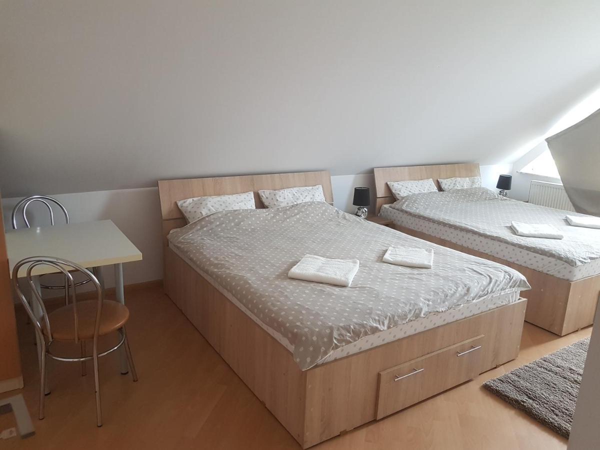 Lara Guest House Sfantu Gheorghe  Ngoại thất bức ảnh