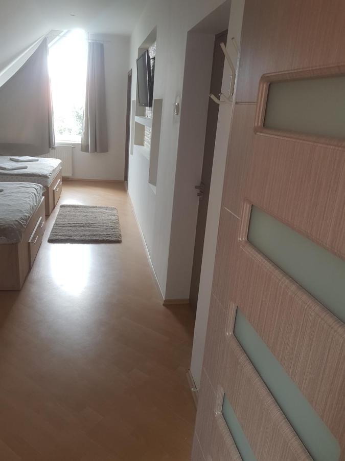Lara Guest House Sfantu Gheorghe  Ngoại thất bức ảnh