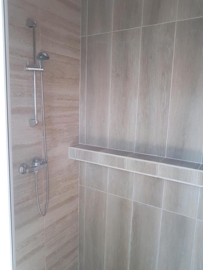 Lara Guest House Sfantu Gheorghe  Ngoại thất bức ảnh